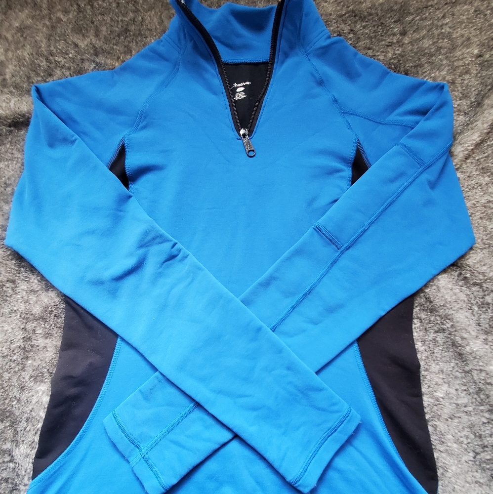 Jackets - Picture 4 of 5
